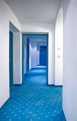 Weinstockwerk Hotel St Peter Norymberga 3*,
