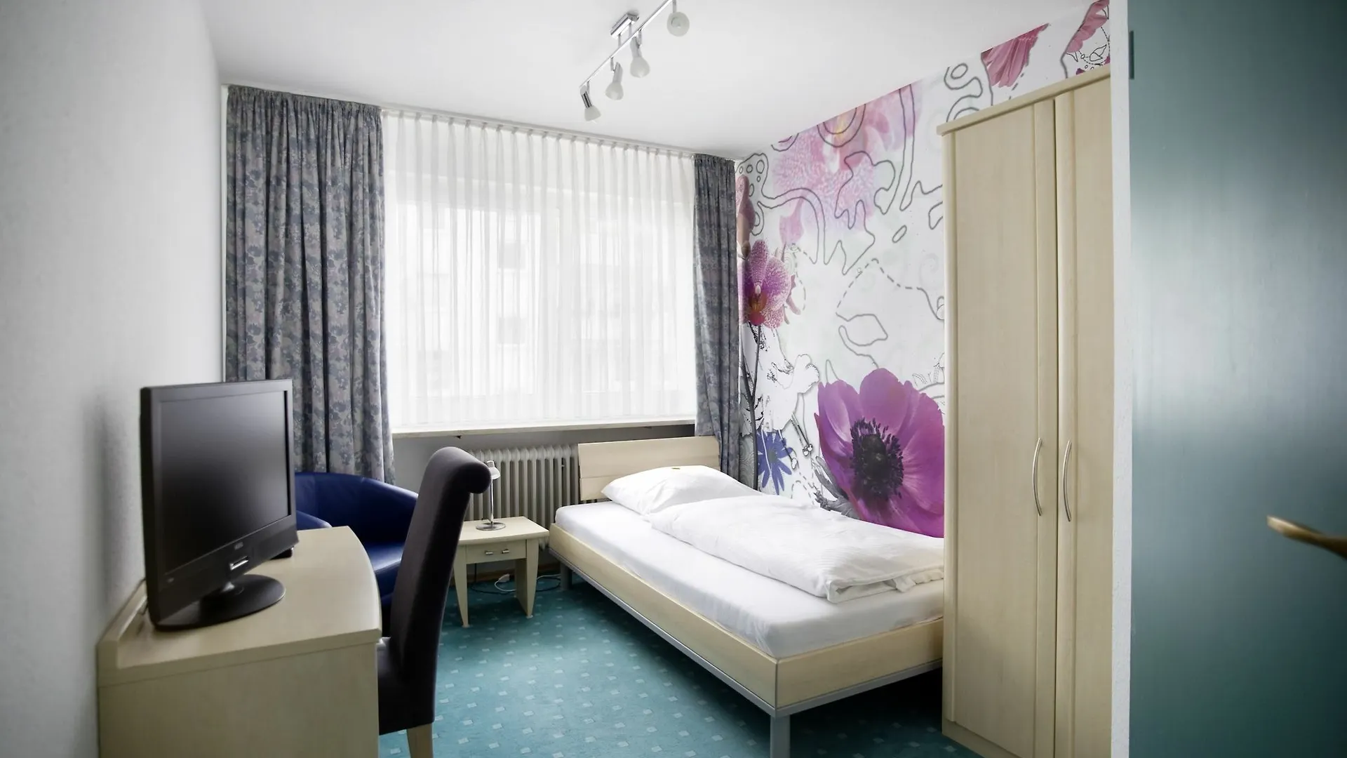 Weinstockwerk Hotel St Peter Norymberga